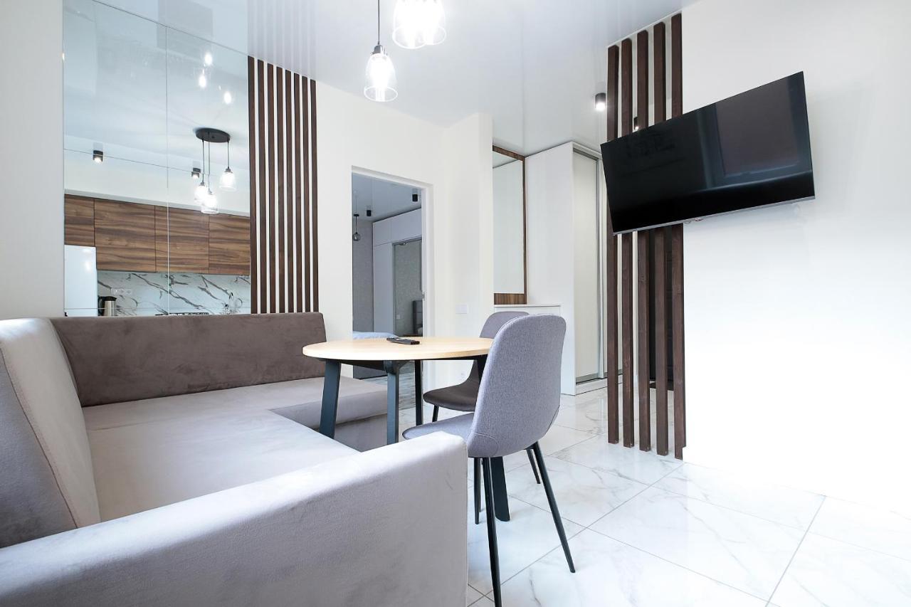 Luxury Nest Lviv Center Apartment Luaran gambar
