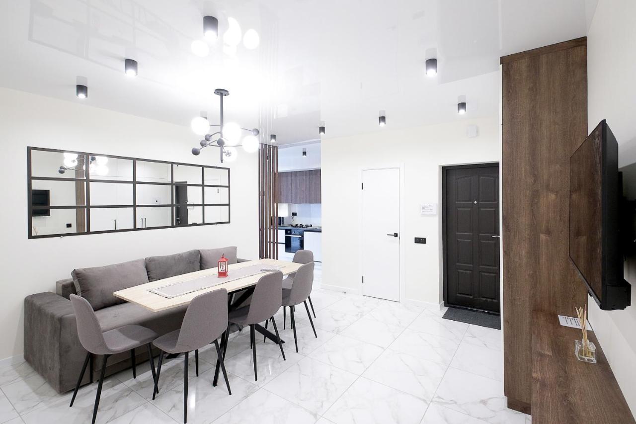 Luxury Nest Lviv Center Apartment Luaran gambar